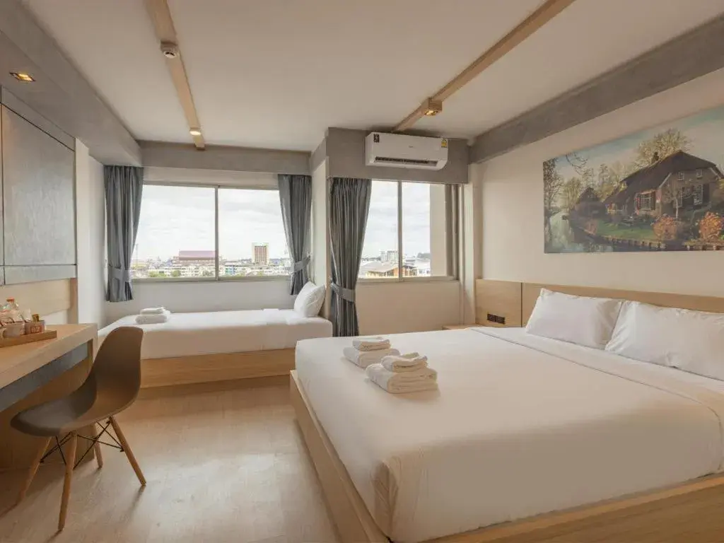 Bed in B2 Surat Thani Boutique & Budget Hotel Bed in B2 Surat Thani Boutique & Budget Hotel