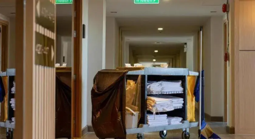 Bed in B2 Surat Thani Boutique & Budget Hotel Bed in B2 Surat Thani Boutique & Budget Hotel