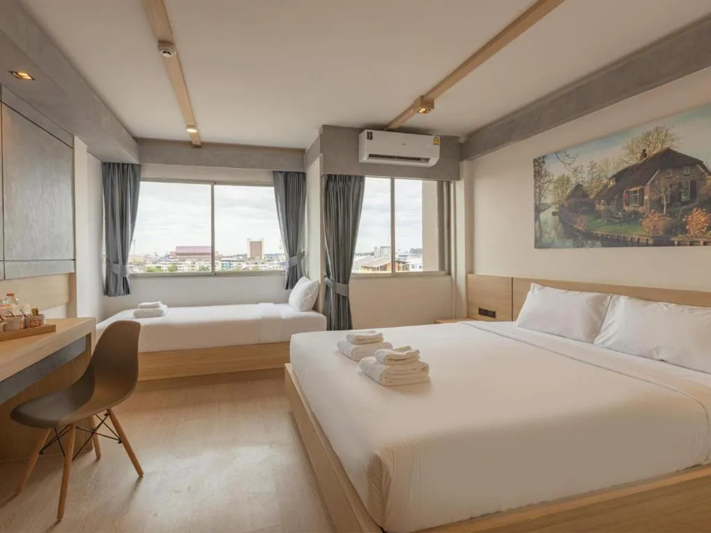 Bed in B2 Surat Thani Boutique & Budget Hotel