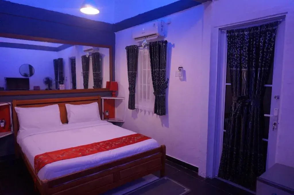 Bed in Sunset Curly Bay Hotel & Resort Bed in Sunset Curly Bay Hotel & Resort