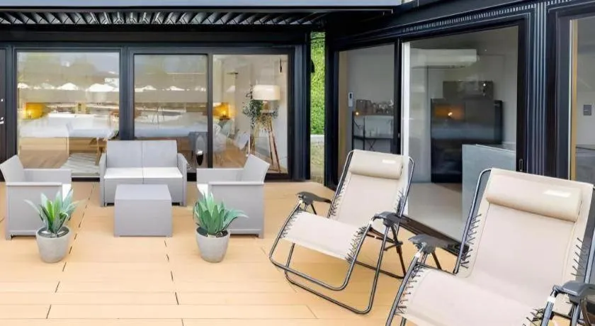 AWAUMI Fujikawaguchiko Resort