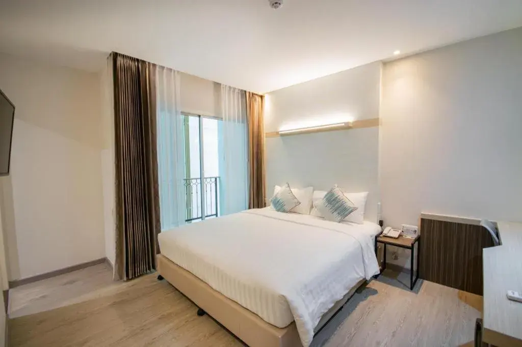 Bed in Analynn Hotel Bed in Analynn Hotel