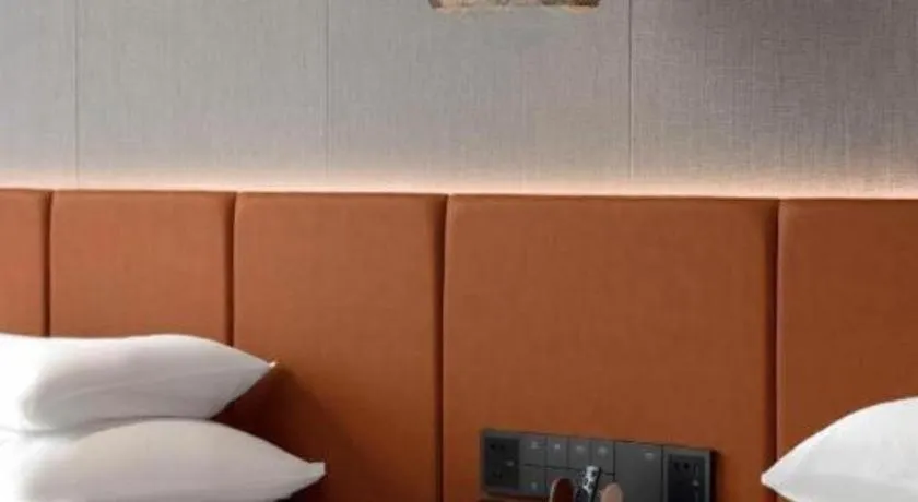 Bed in Home2 Suites by Hilton Xishuangbanna