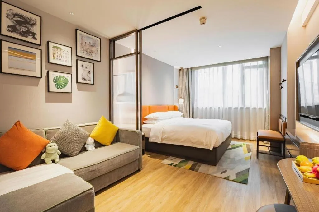 Bed in Home2 Suites by Hilton Xishuangbanna