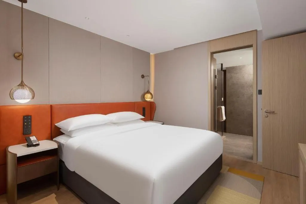 Bed in Home2 Suites by Hilton Xishuangbanna