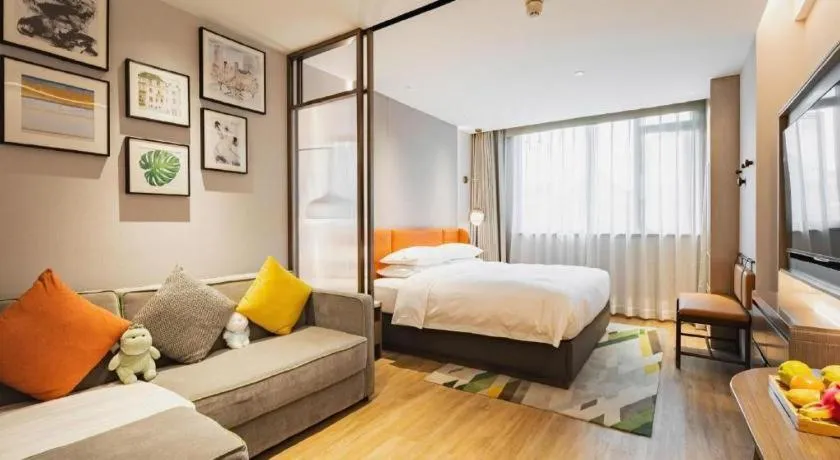 Bed in Home2 Suites by Hilton Xishuangbanna