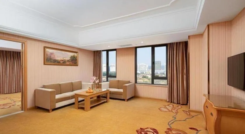 Borrman Hotel Nanning Anji Wanda Plaza Sulu Metro Station