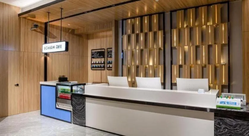 Echarm Hotel Zhanjiang Zhanchuan Avenue Wanda Plaza