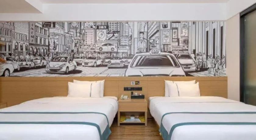 Bed in City Comfort Inn Changsha Sifangping University of National Defense Science and Technology