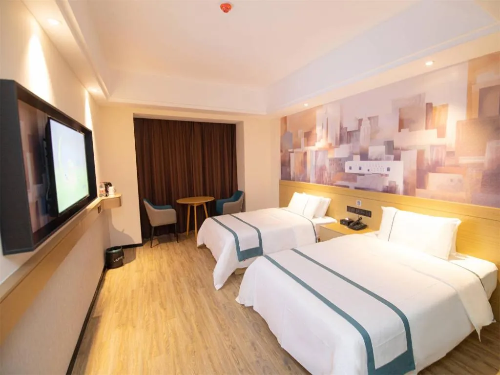 Bed in City Comfort Inn Changsha Sifangping University of National Defense Science and Technology