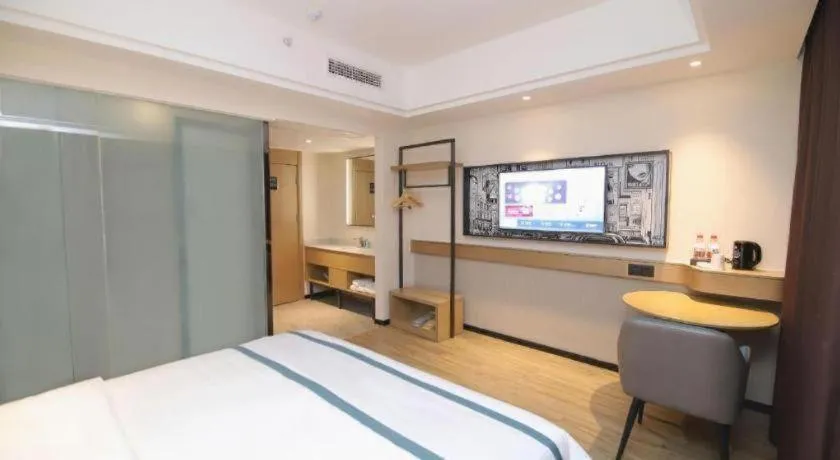 Bed in City Comfort Inn Changsha Sifangping University of National Defense Science and Technology