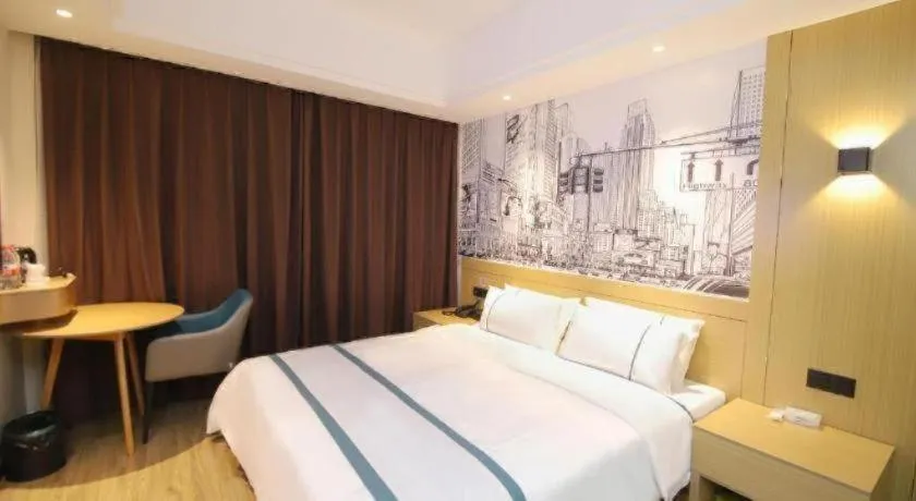 Bed in City Comfort Inn Changsha Sifangping University of National Defense Science and Technology