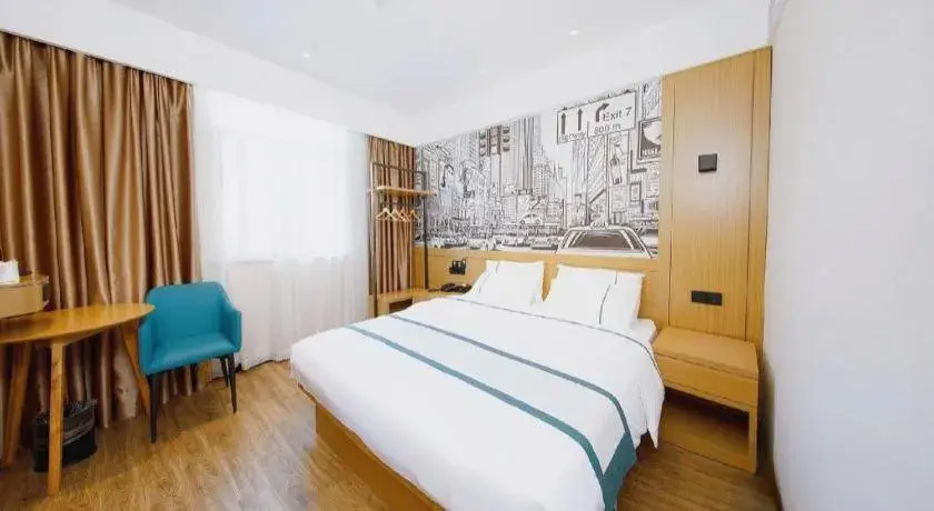 Bed in City Comfort Inn Wuhan Yangtze River Bridge Yellow Crane Tower Bed in City Comfort Inn Wuhan Yangtze River Bridge Yellow Crane Tower