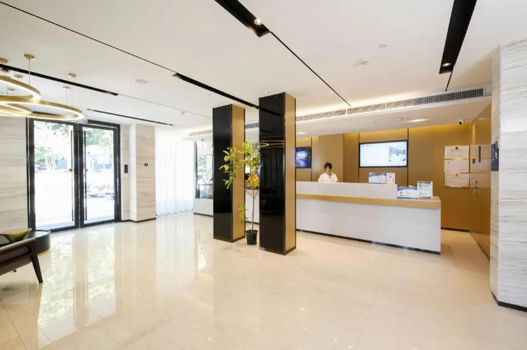 City Comfort Inn Wuhan Yangtze River Bridge Yellow Crane Tower