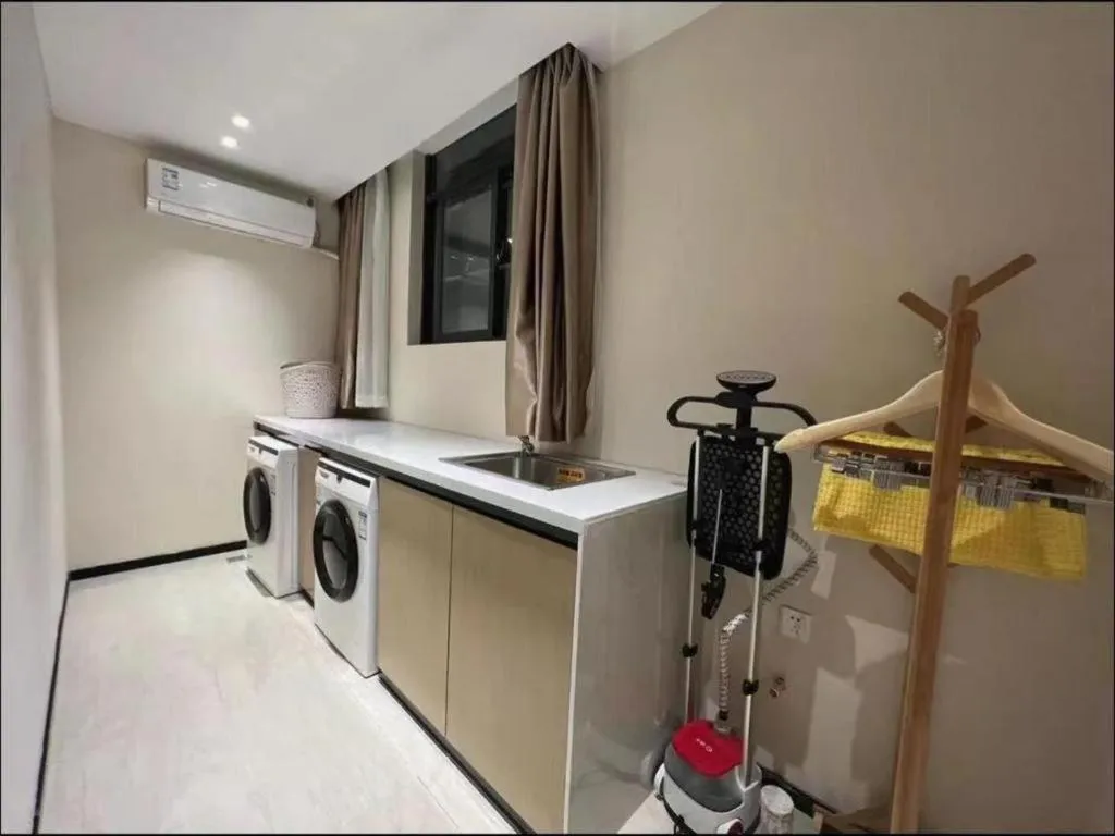 City Comfort Inn Wuhan Yangtze River Bridge Yellow Crane Tower