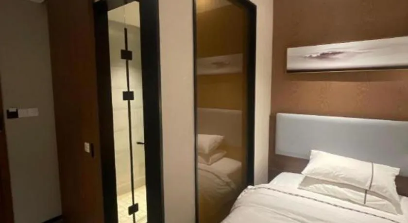 Bed in JTOUR Inn Wuhan Textile University