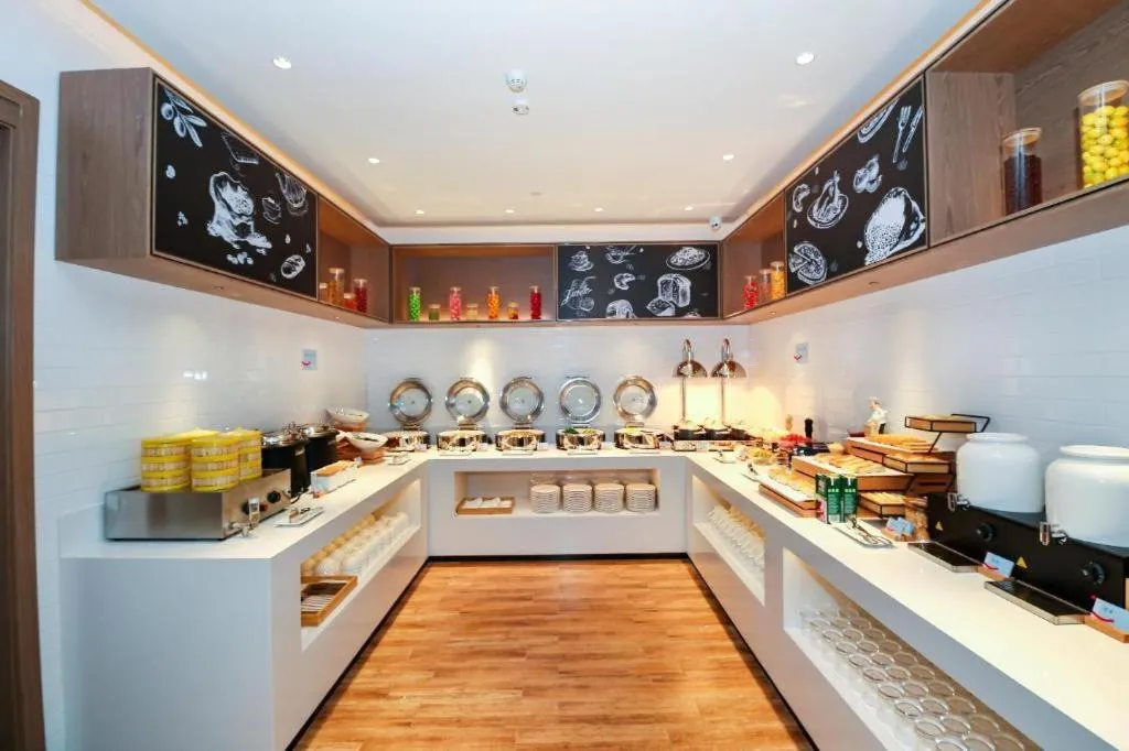 Echarm Hotel Guangzhou South Railway Station