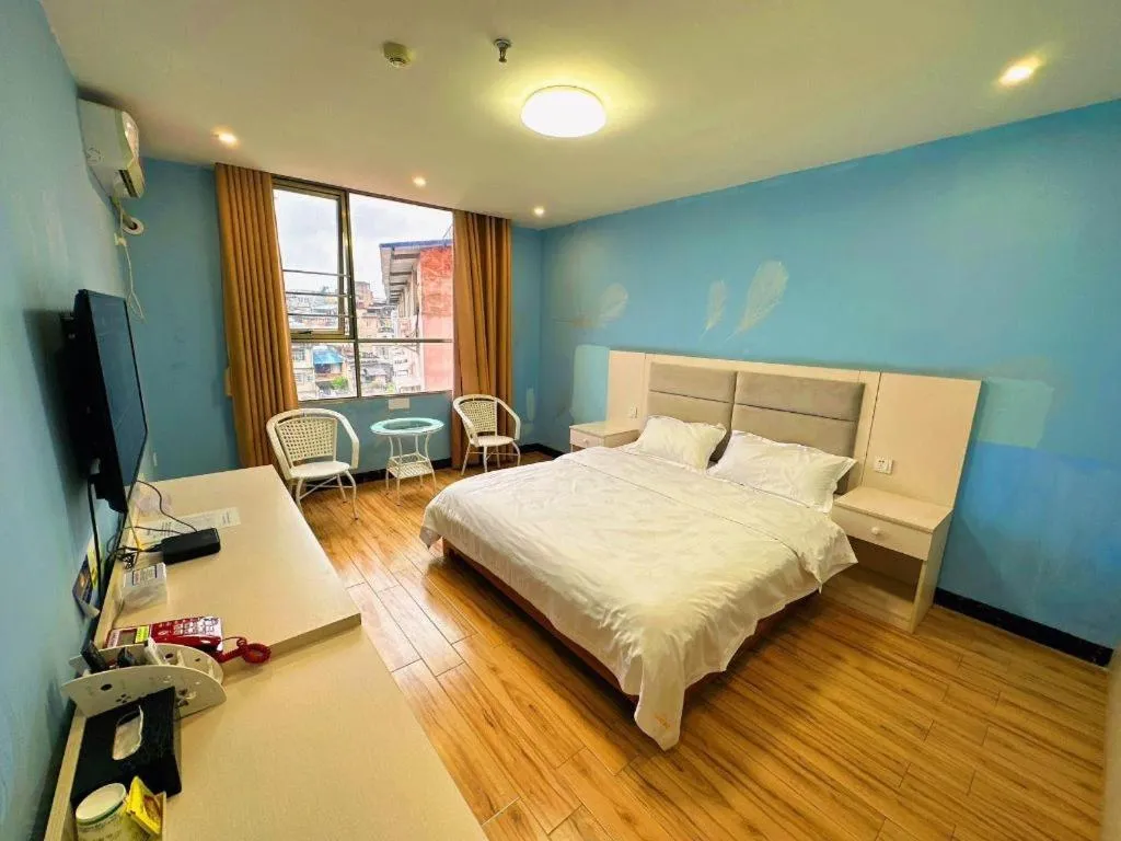 Bed in Borrman Hotel Lipu Central Plaza