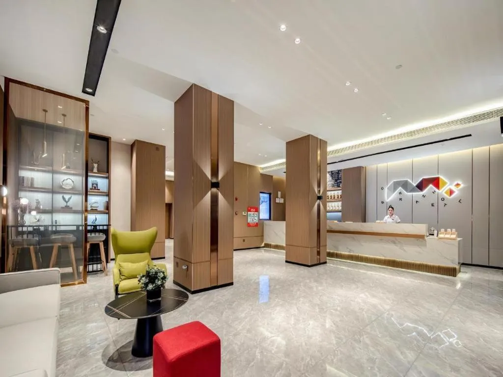 Borrman Hotel Lipu Central Plaza