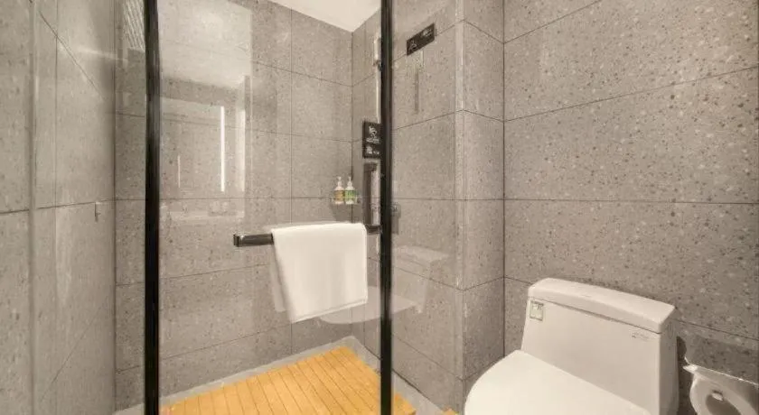 City Comfort Inn Badong Passenger Transport Center