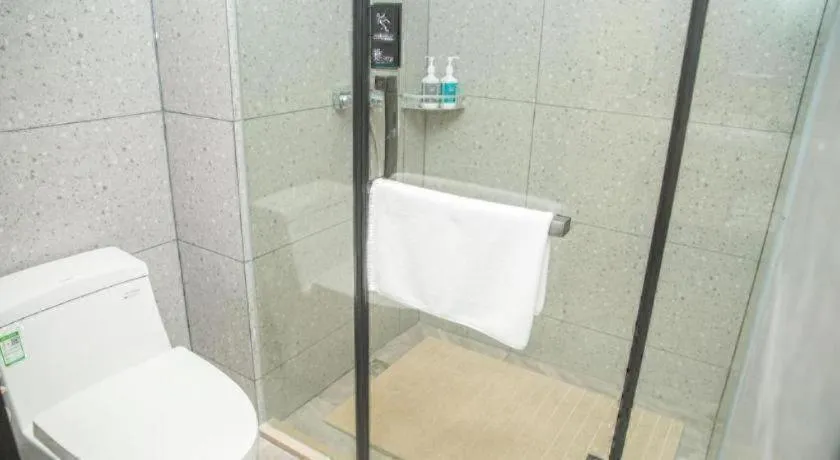 City Comfort Inn Badong Passenger Transport Center