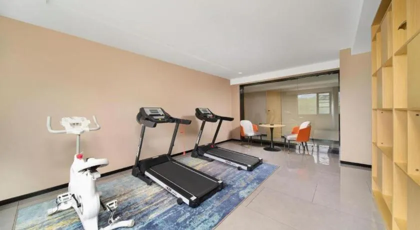 City Comfort Inn Badong Passenger Transport Center