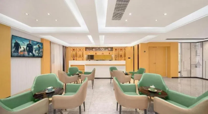 City Comfort Inn Badong Passenger Transport Center