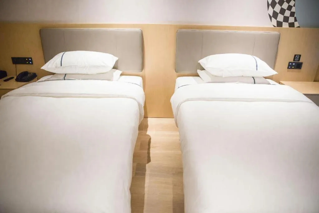 Bed in City Comfort Inn Badong Passenger Transport Center