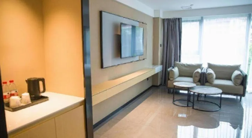 City Comfort Inn Badong Passenger Transport Center