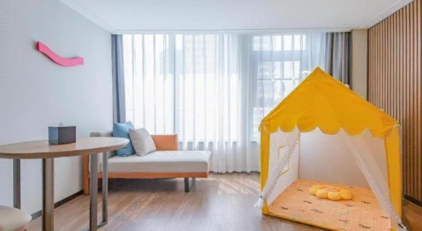 Bed in Echarm Hotel Wuhan Keting Polar Ocean World