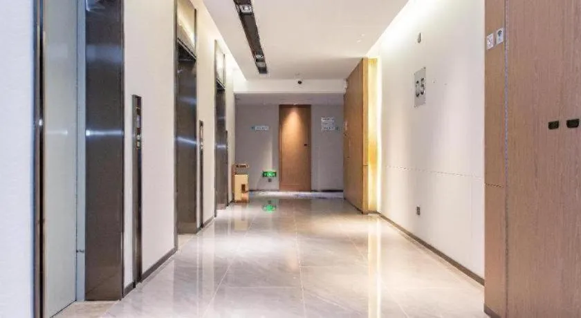 Echarm Hotel Wuhan Keting Polar Ocean World