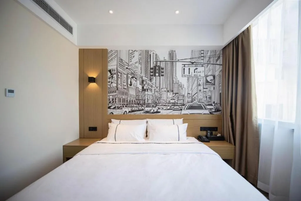 Bed in City Comfort Inn Ezhou Wuyue Plaza