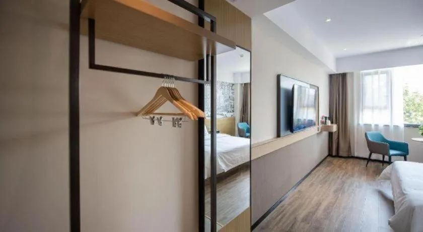 Bed in City Comfort Inn Ezhou Wuyue Plaza