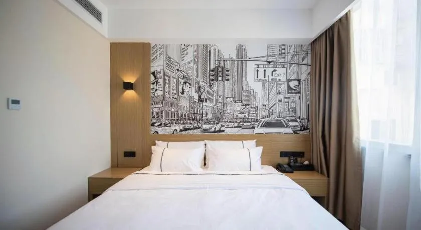 Bed in City Comfort Inn Ezhou Wuyue Plaza