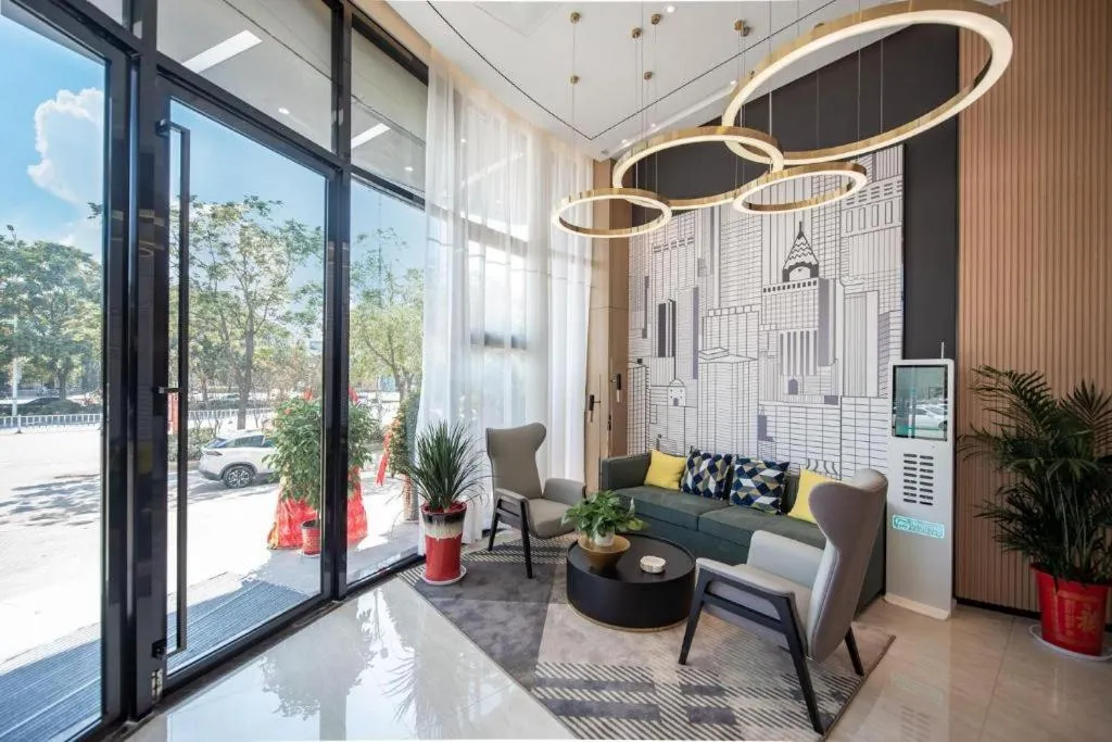 City Comfort Inn Ezhou Wuyue Plaza