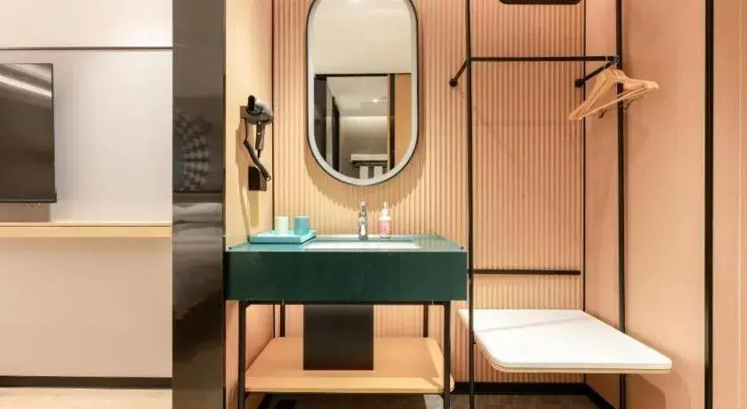 City Comfort Inn Yichang Zhongnan Road Changjiang Plaza City Comfort Inn Yichang Zhongnan Road Changjiang Plaza