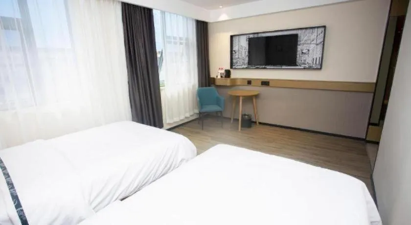 Bed in City Comfort Inn Yichang Zigui Three Gorges Dam Binhu