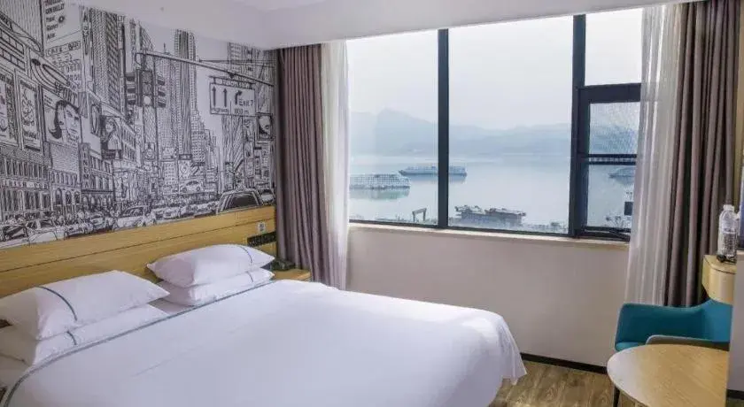 Bed in City Comfort Inn Yichang Zigui Three Gorges Dam Binhu Bed in City Comfort Inn Yichang Zigui Three Gorges Dam Binhu