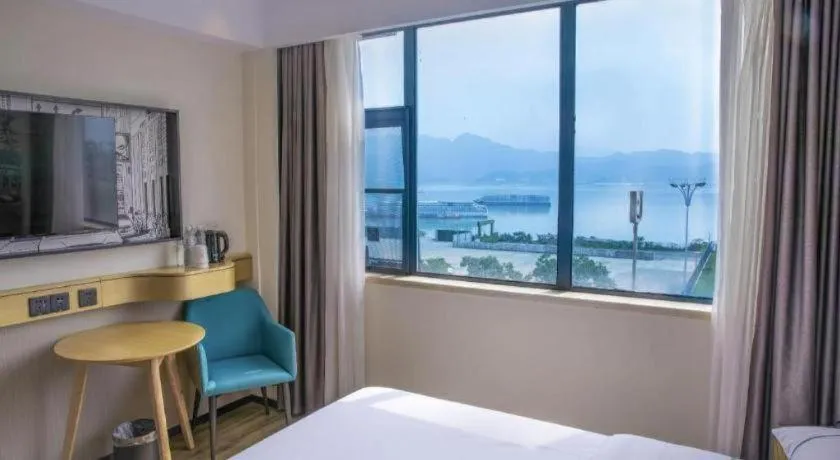 Bed in City Comfort Inn Yichang Zigui Three Gorges Dam Binhu