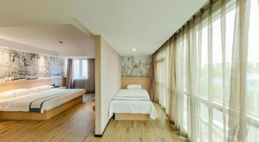 Bed in City Comfort Inn Beijing Capital Airport Shunyi Metro Station