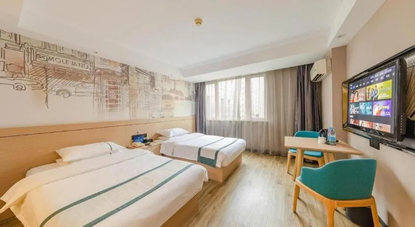 Bed in City Comfort Inn Beijing Capital Airport Shunyi Metro Station