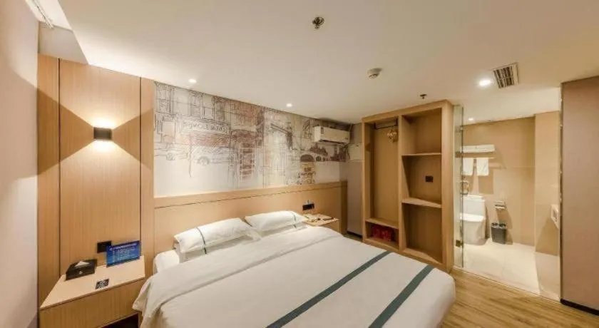 Bed in City Comfort Inn Beijing Capital Airport Shunyi Metro Station