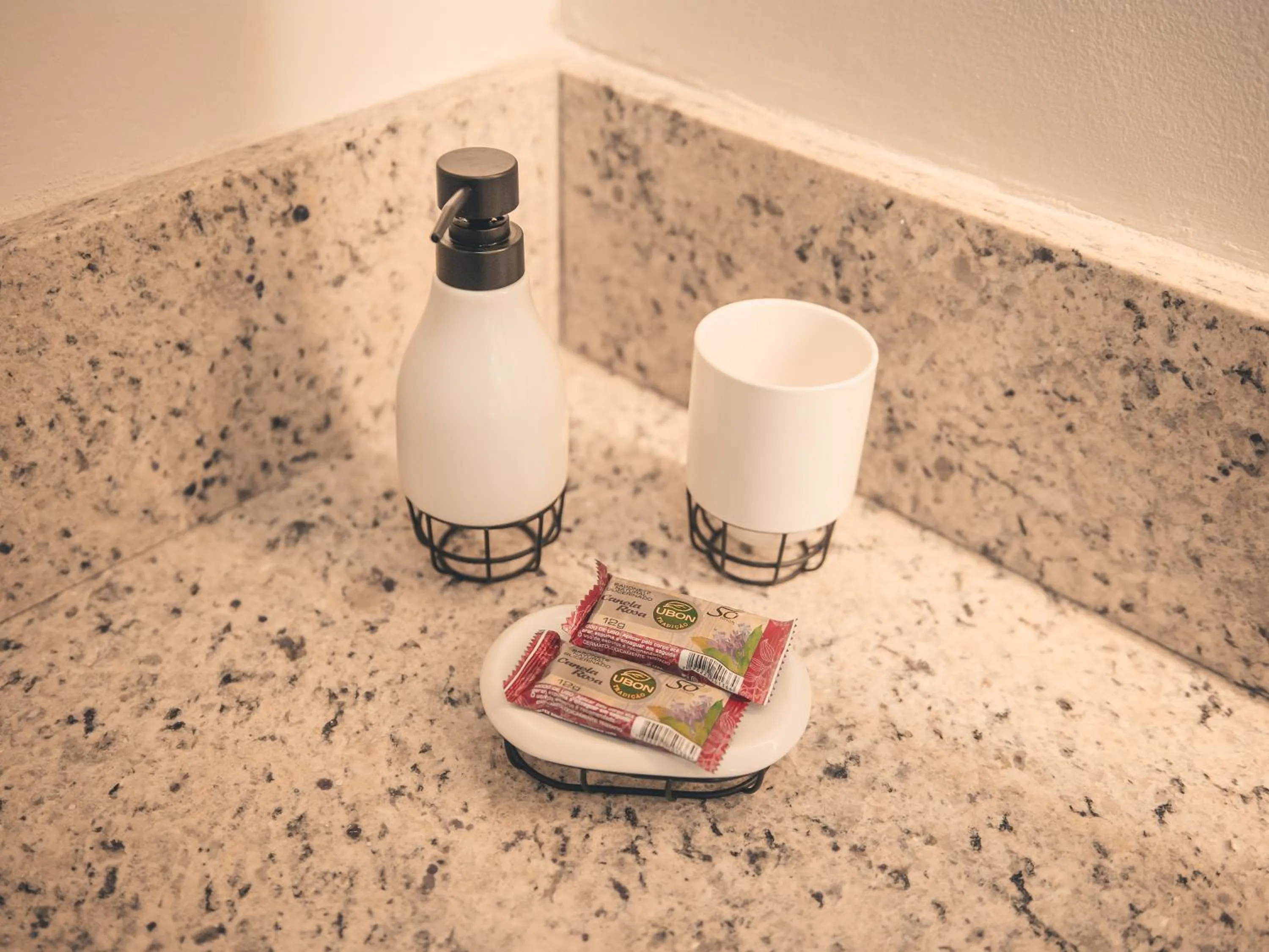 Bathroom in Hotel Brisa da Costa