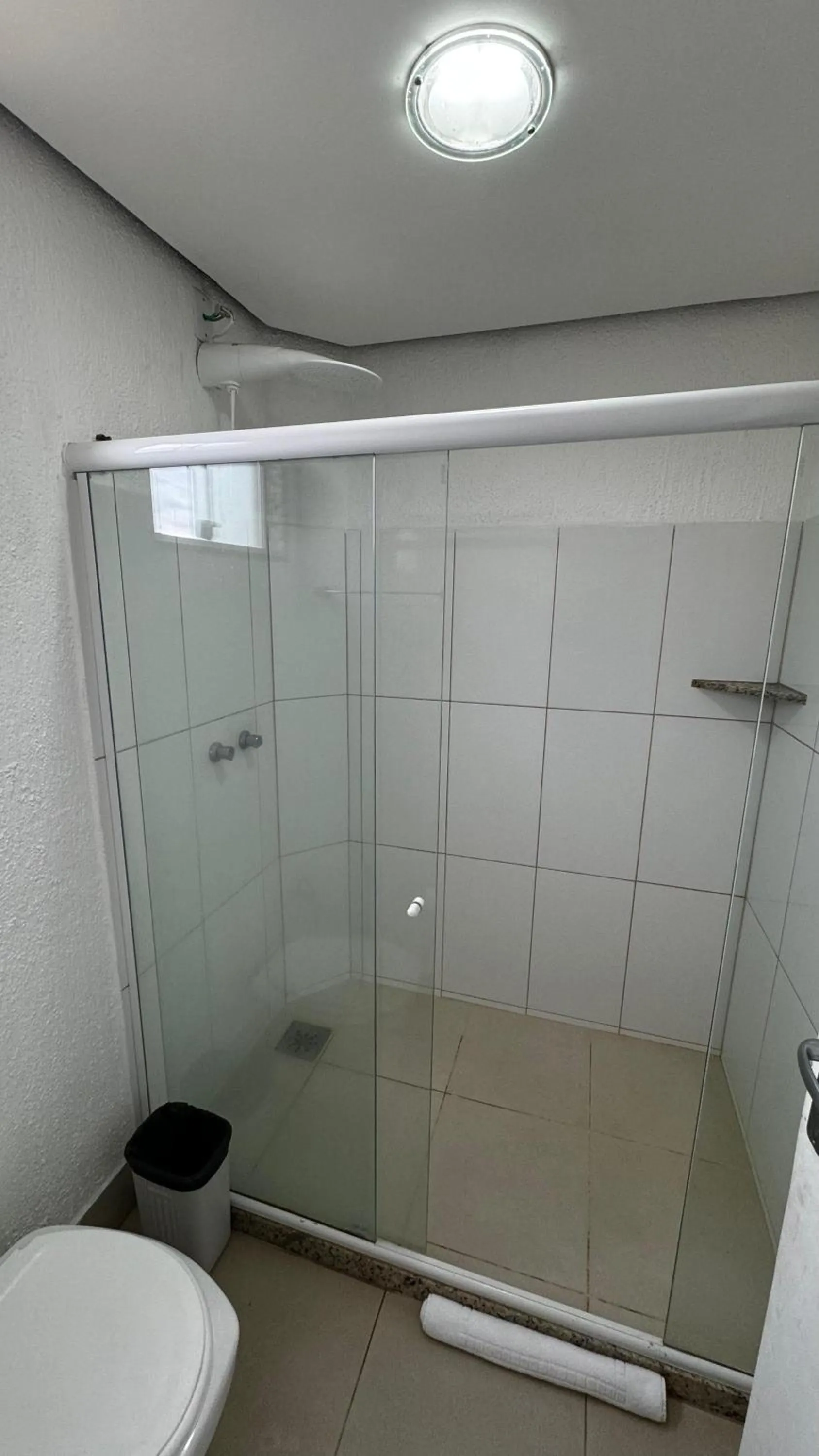 Shower in Hotel Brisa da Costa