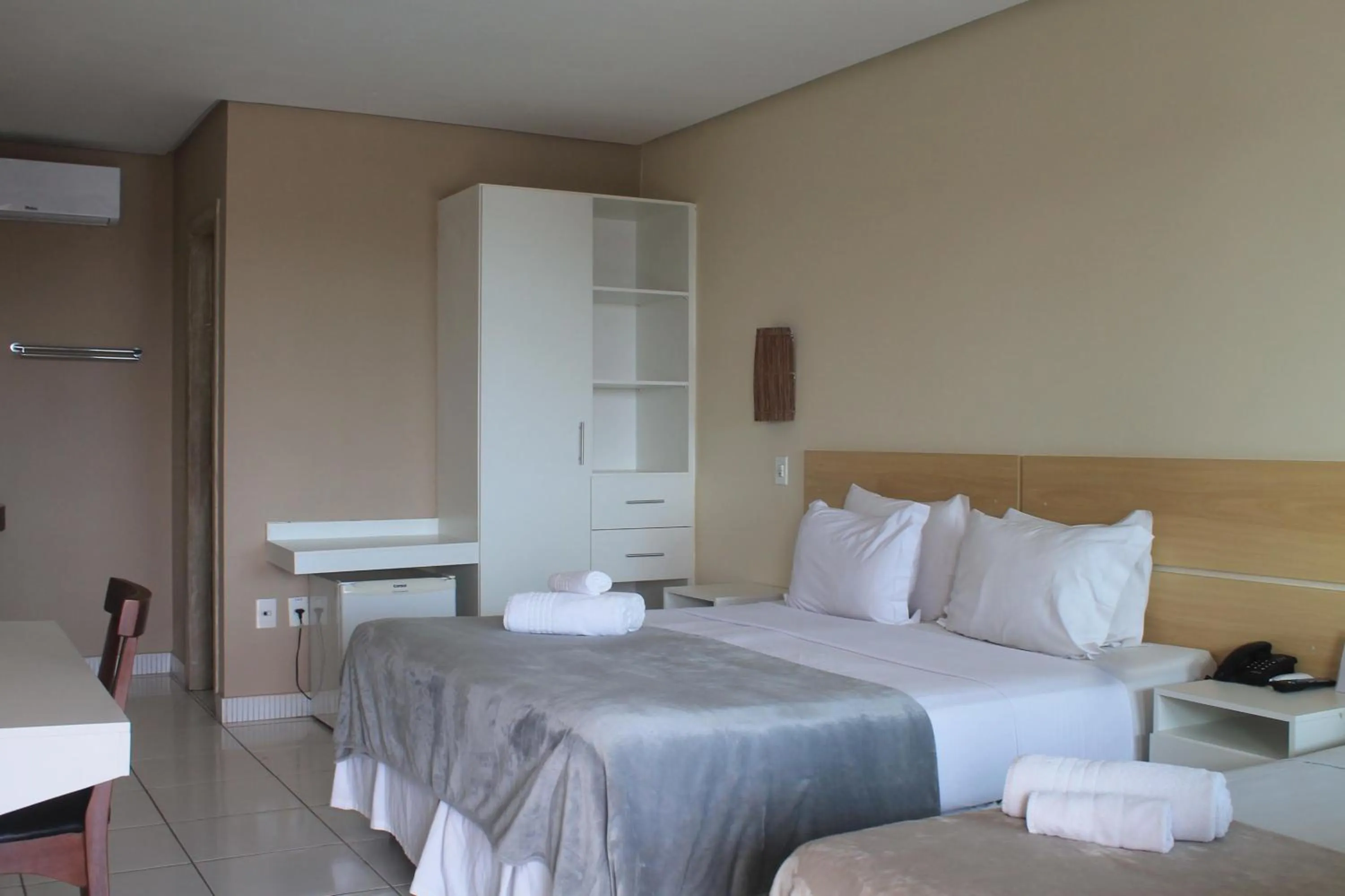 Photo of the whole room, Bed in Hotel Brisa da Costa