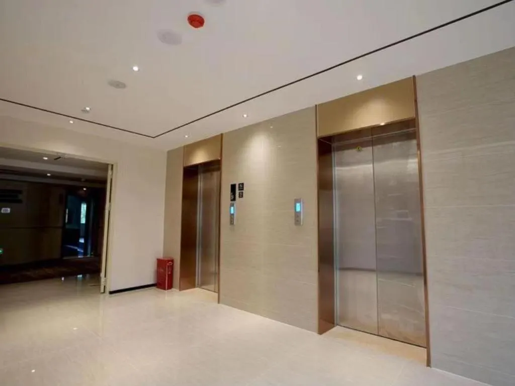 City Comfort Inn Hotel Wuhan Jiufeng Mountain Forest Park