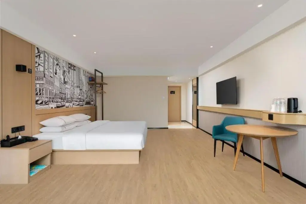 Bed in City Comfort Inn Hotel Wuhan Jiufeng Mountain Forest Park Bed in City Comfort Inn Hotel Wuhan Jiufeng Mountain Forest Park