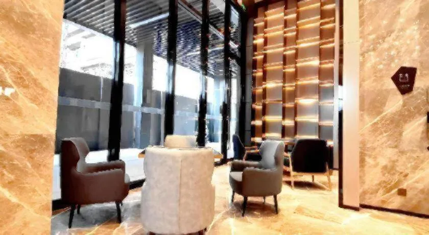 Echarm Hotel Wuhan Gaotie Jianshe 2nd Road Metro Exit