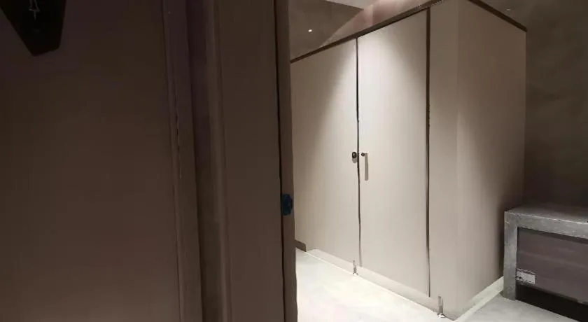 Echarm Hotel Wuhan Gaotie Jianshe 2nd Road Metro Exit