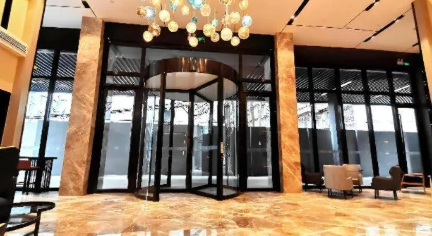 Echarm Hotel Wuhan Gaotie Jianshe 2nd Road Metro Exit
